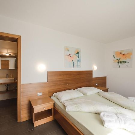 שנה Hotel - Appartements Schmied Hans חדר תמונה